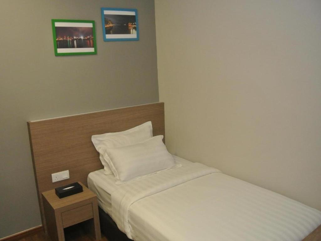 Riverside Boutique Hotel Kuantan Dış mekan fotoğraf