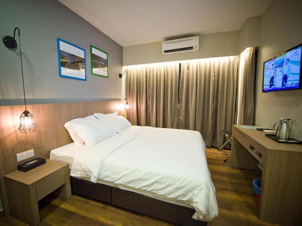 Riverside Boutique Hotel Kuantan Dış mekan fotoğraf